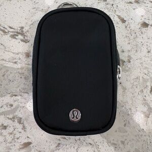 Lululemon nano pouch